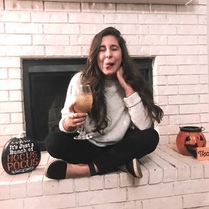 Meet your Posher, Nicole